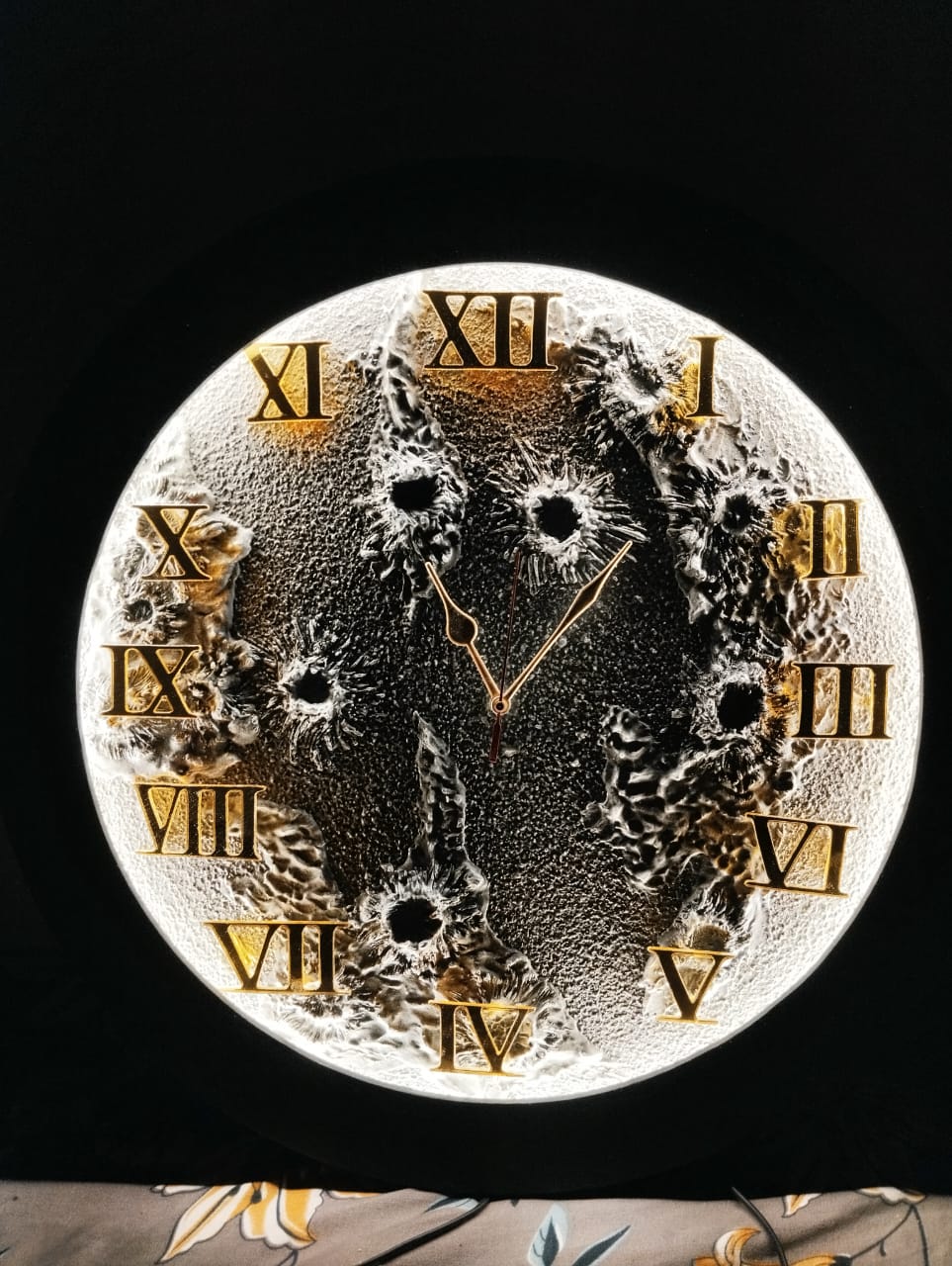 Resin Moon Clock